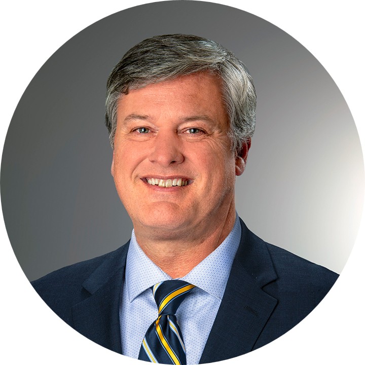 Headshot of Brent McDade, Director at Willamette Management Associates