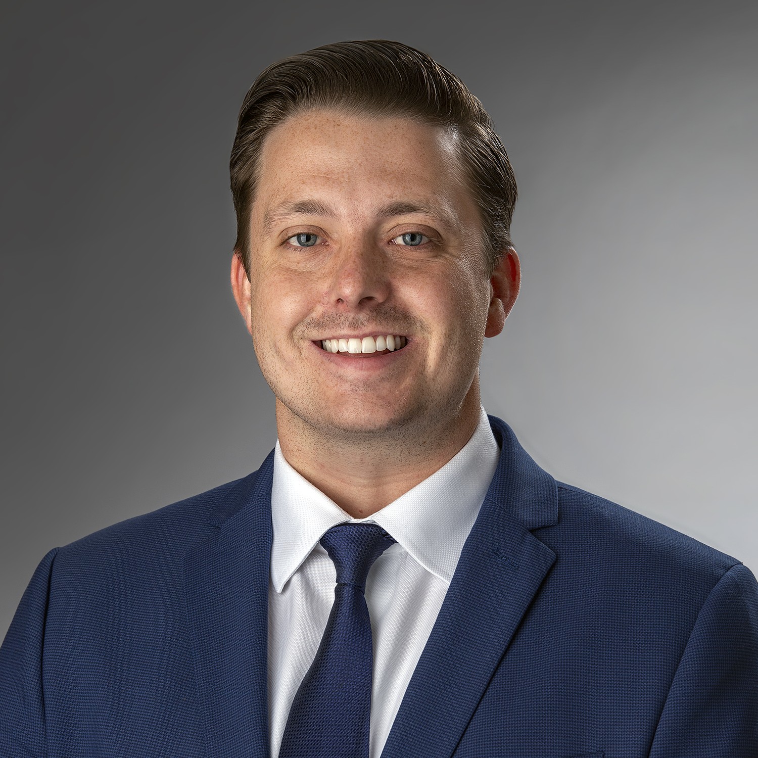 Headshot of J. McKay Halverson, Associate at Willamette Management Associates